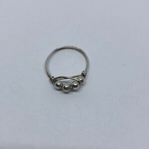 𝅺Artisan dainty minimalist solid sterling silver wire ring ball bead stackable.